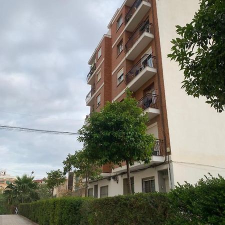 Habitacion Privada En Piso Compartido Hotel Валенсия Екстериор снимка